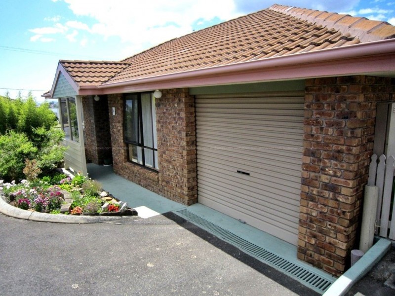 6/8 Lovett Street, Devonport TAS 7310