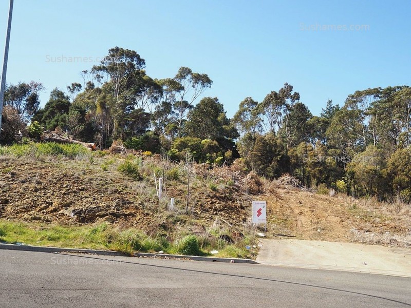 4 Tomarah Crescent, Devonport TAS 7310