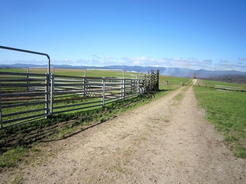 4597 & 4709 Frankford Road, Harford TAS 7307