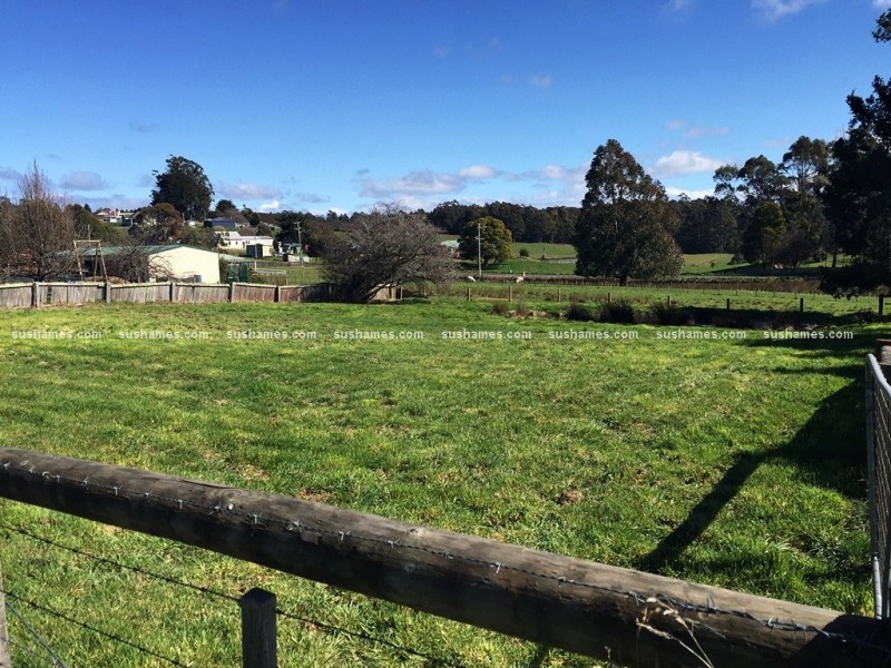 18 Holmes Road, Roland TAS 7306