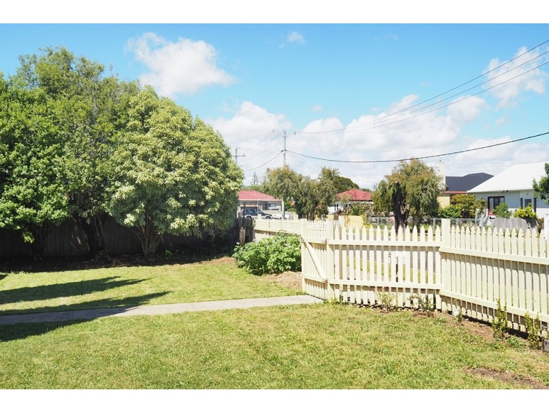 6 Adam Street, Devonport TAS 7310