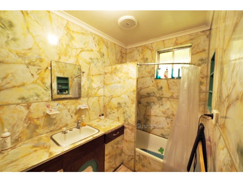 32 Winter Avenue, Upper Burnie TAS 7320