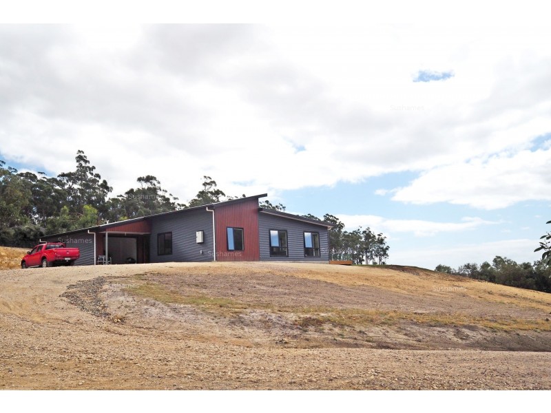 12 Mangana Drive, Tugrah TAS 7310