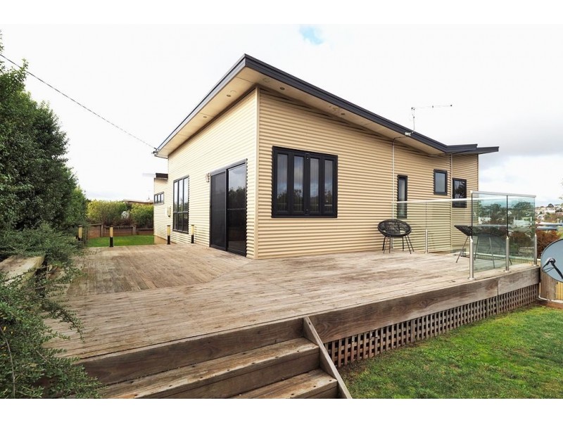 15 Ashburner Street, Devonport TAS 7310