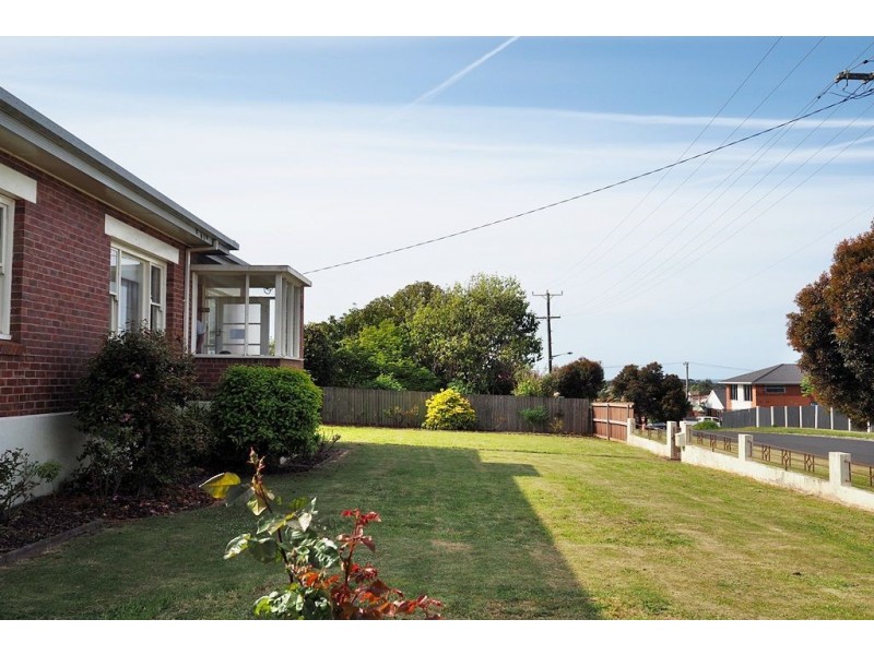 19 Ronald Street, Devonport TAS 7310