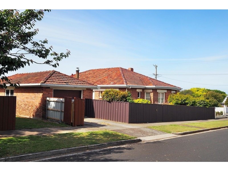19 Ronald Street, Devonport TAS 7310