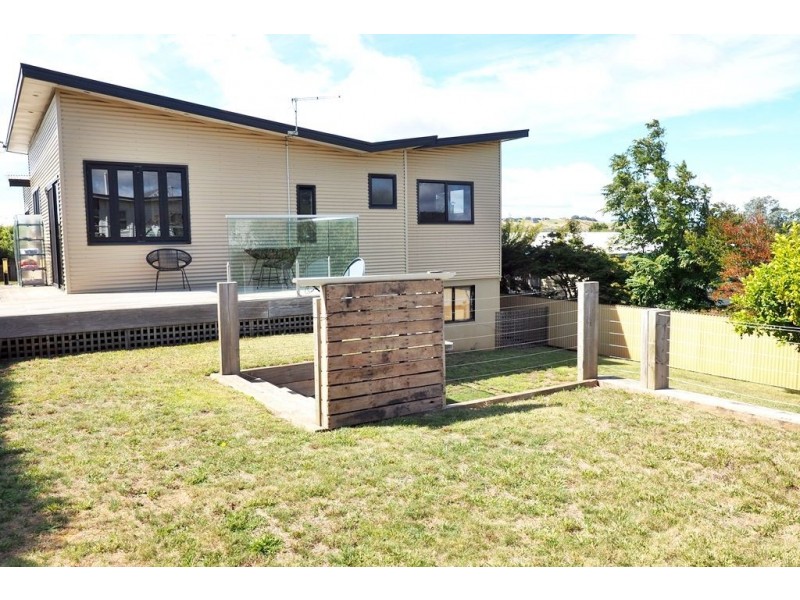 15 Ashburner Street, Devonport TAS 7310