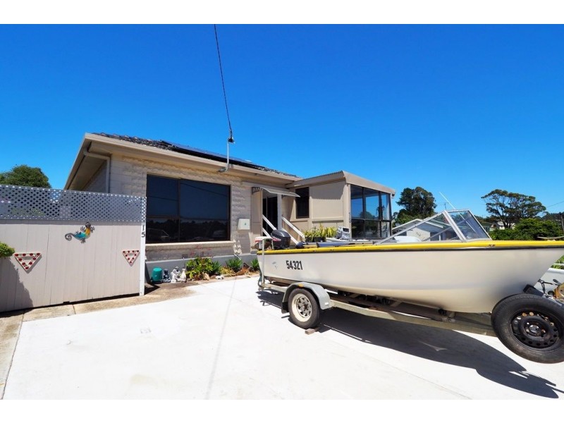 15 Lapthorne Close, Don TAS 7310