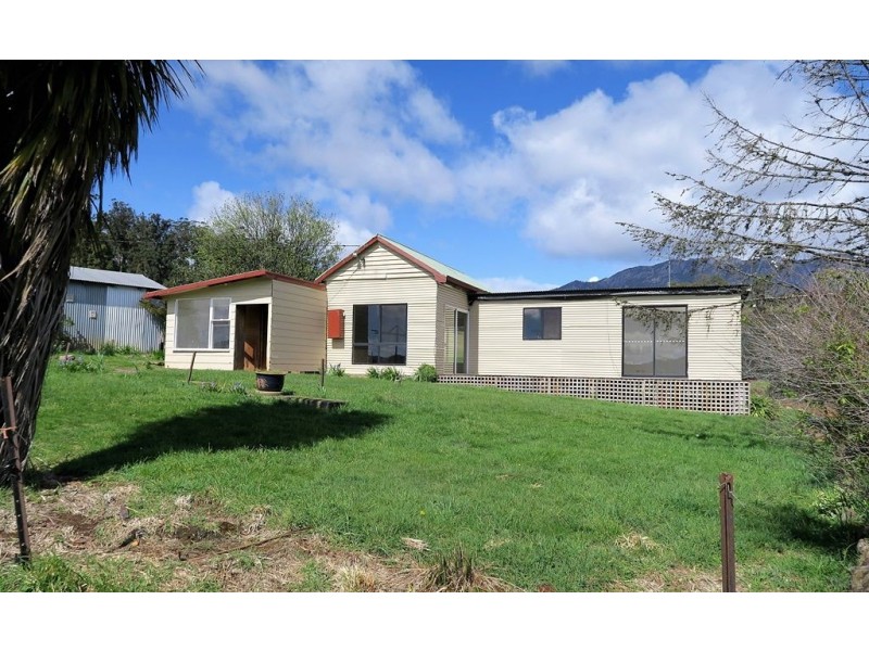 32 Watts Road, Paradise TAS 7306