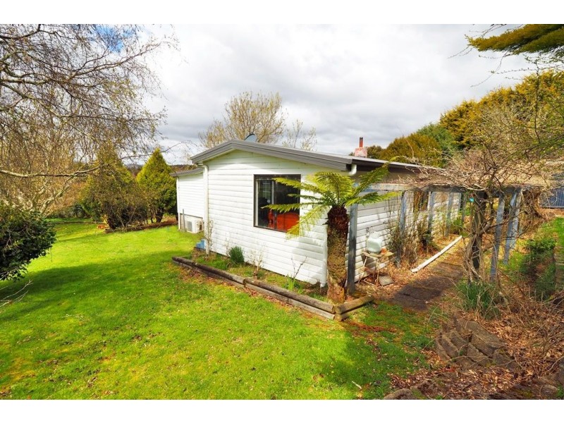 864 Cradle Mountain Road, Erriba TAS 7310