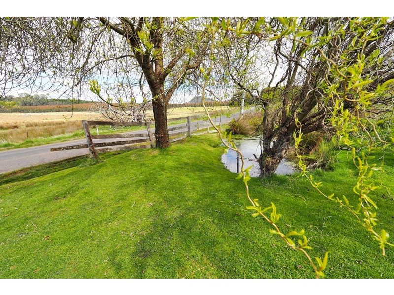 864 Cradle Mountain Road, Erriba TAS 7310