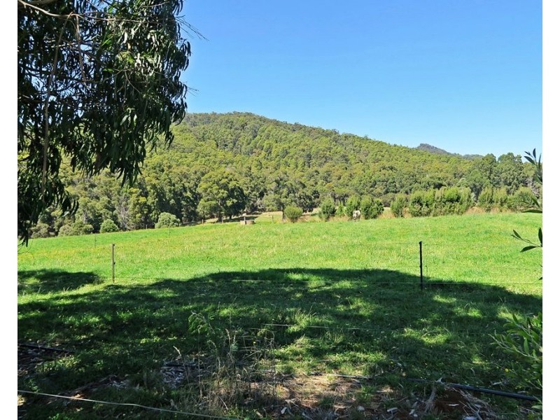 851 IRONCLIFFE ROAD, Penguin TAS 7316