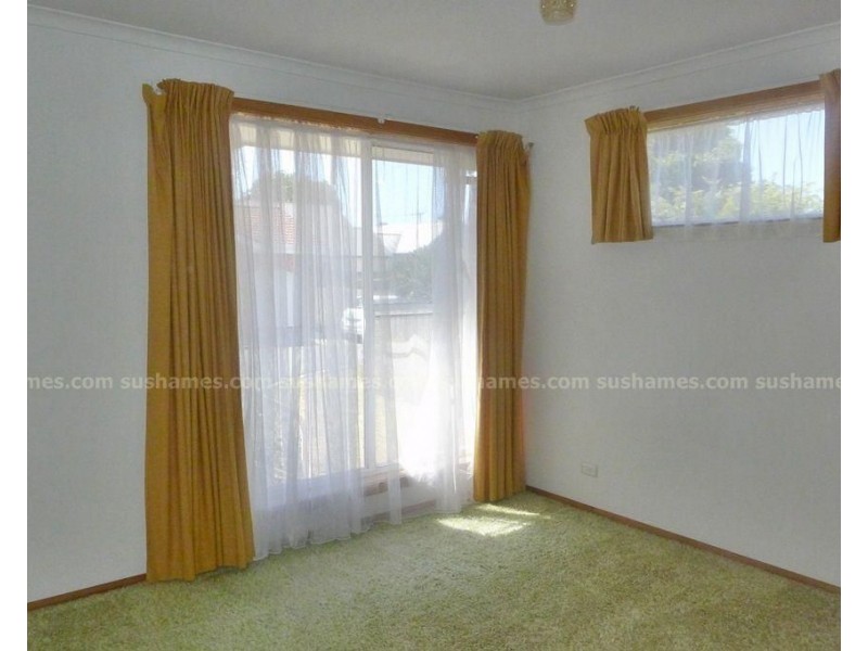 1/19 Victoria Parade, Devonport TAS 7310