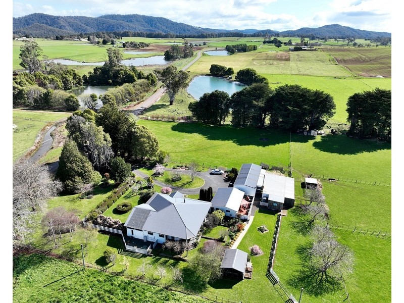 1589 Sheffield Road, Barrington TAS 7306