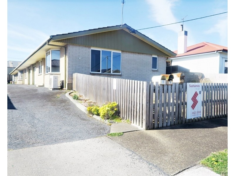 2/4 Symbister Street, Devonport TAS 7310
