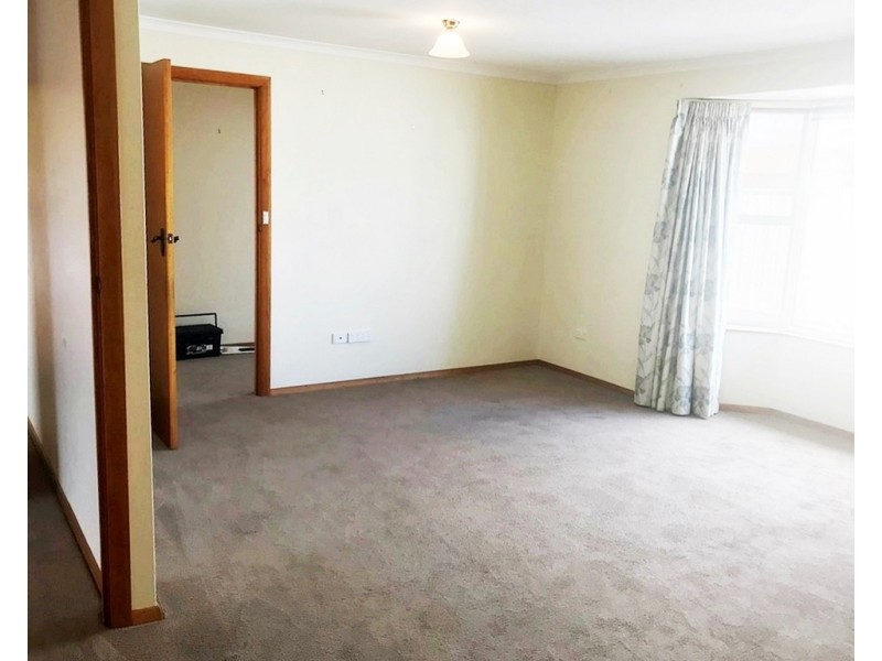 2/4 Symbister Street, Devonport TAS 7310