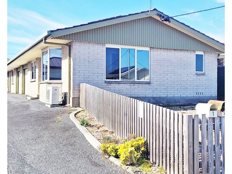 2/4 Symbister Street, Devonport TAS 7310