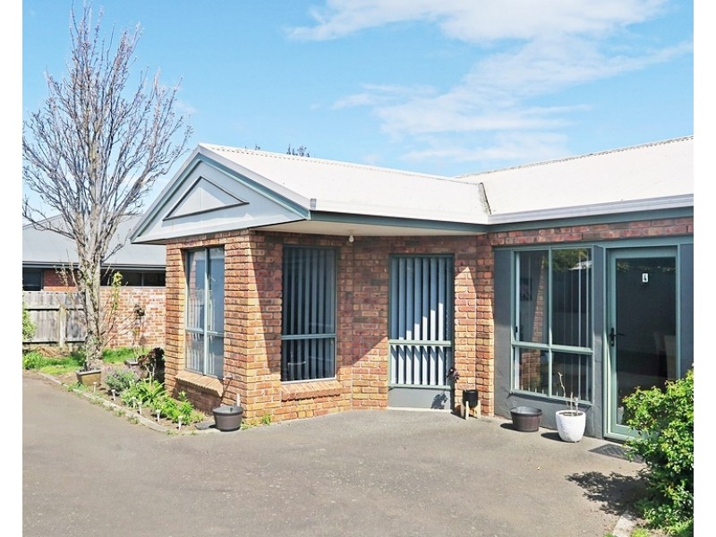 4/71 Stewart Street, Devonport TAS 7310