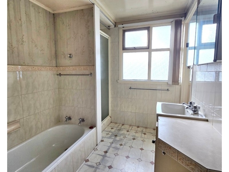 77 Main Street, Ulverstone TAS 7315