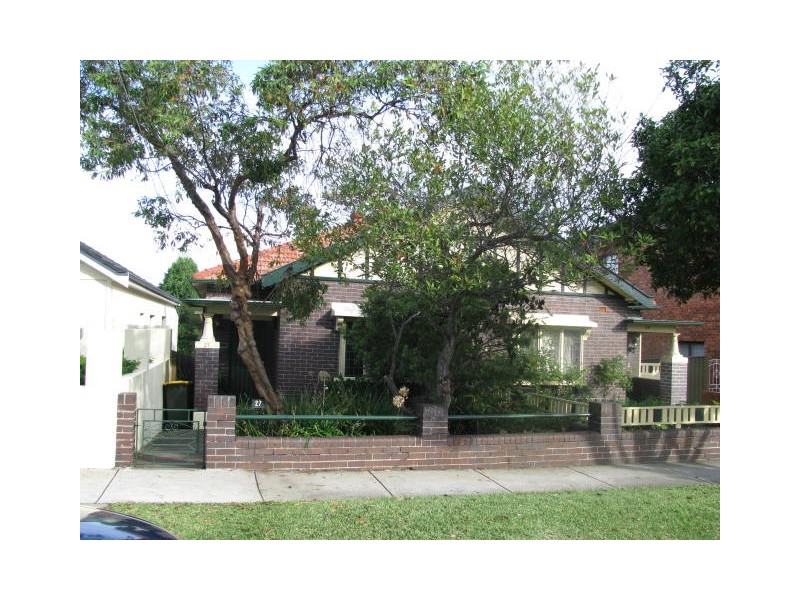 27 Lea Avenue, Russell Lea NSW 2046