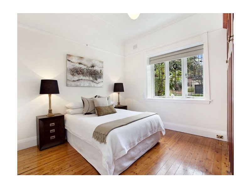 27 Lea Avenue, Russell Lea NSW 2046