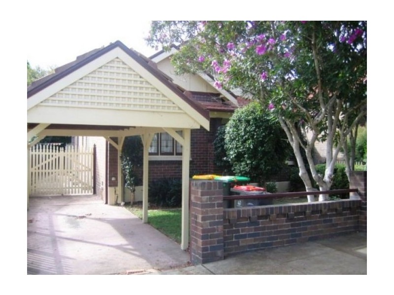 18 Louden Street, Canada Bay NSW 2046