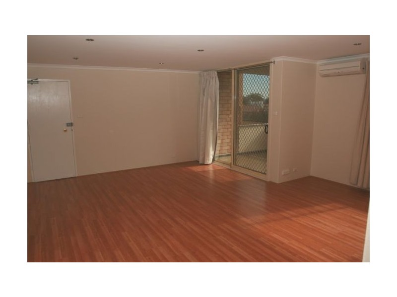 1/37 Walton Crescent, Abbotsford NSW 2046