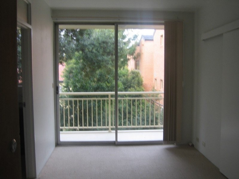 8/547 Victoria Road, Ryde NSW 2112