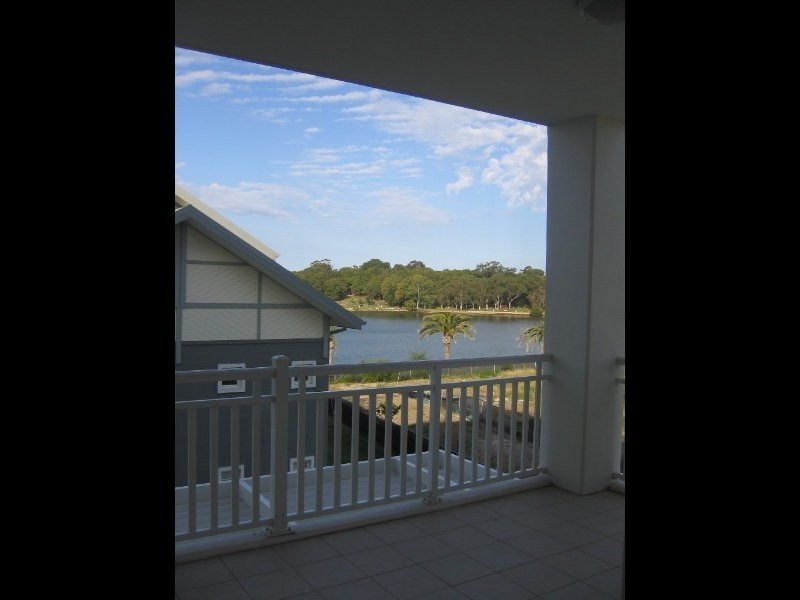 31/53 Peninsula Drive, Breakfast Point NSW 2137