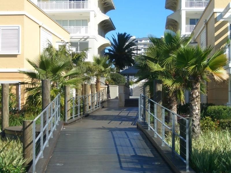 55 Peninsula Drive, Breakfast Point NSW 2137