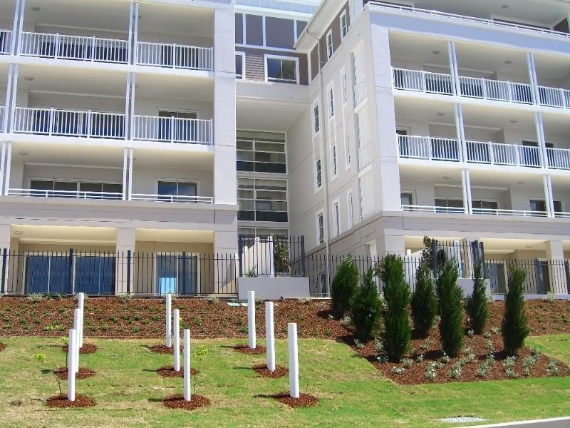 27/1 Juniper Drive, Breakfast Point NSW 2137