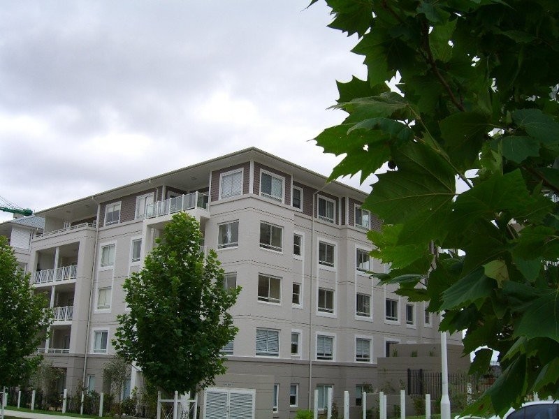 27/1 Juniper Drive, Breakfast Point NSW 2137