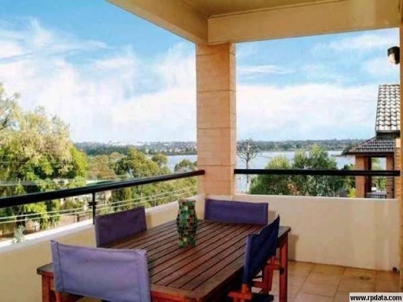 1/2 Gow Avenue, Abbotsford NSW 2046