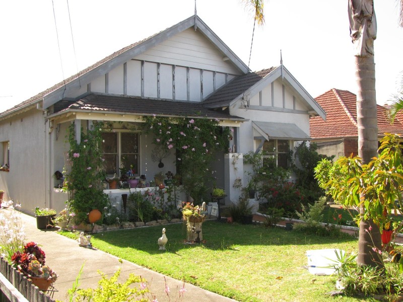 390, 392, 394 Great North Road, Abbotsford NSW 2046