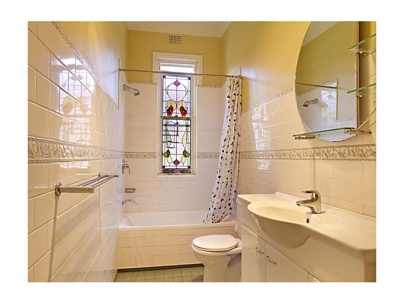 9 Kings Road, Five Dock NSW 2046