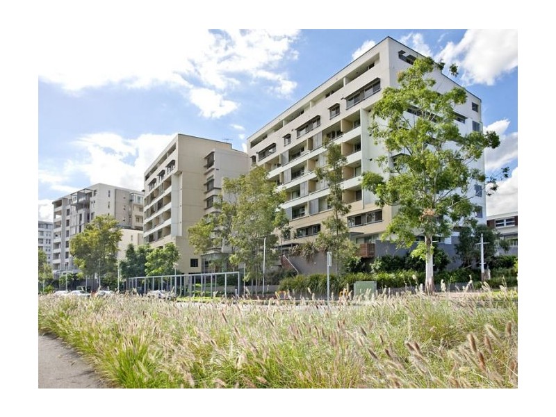 226/25 Bennelong Road, Wentworth Point NSW 2127