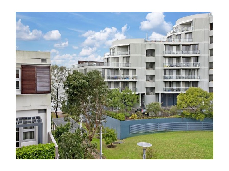 226/25 Bennelong Road, Wentworth Point NSW 2127