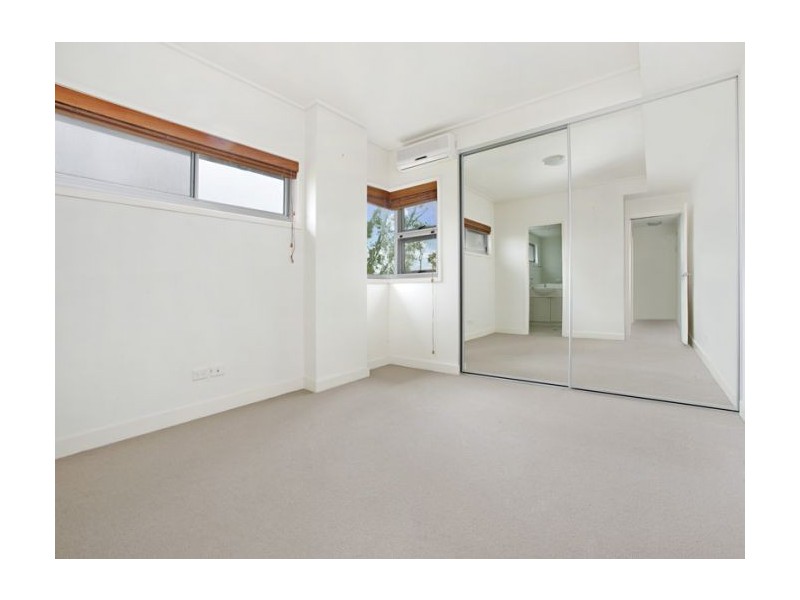 226/25 Bennelong Road, Wentworth Point NSW 2127