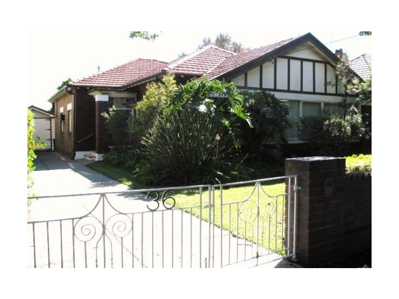 36 Lenore Steet, Russell Lea NSW 2046