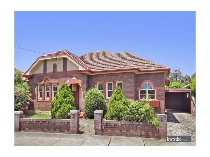 13 Knocklayde Street, Ashfield NSW 2131