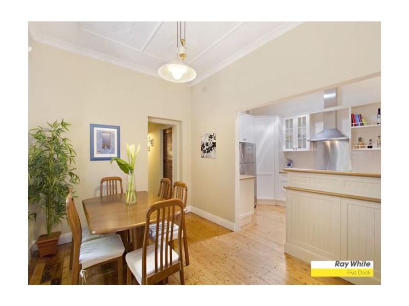 9 Warwillah Road, Russell Lea NSW 2046