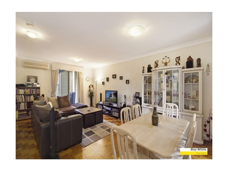 2 Kings Park Cct, Five Dock NSW 2046