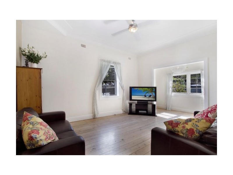 33 Murralong Avenue, Five Dock NSW 2046