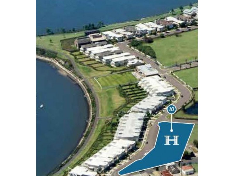 68 Peninsula Drive, Breakfast Point NSW 2137