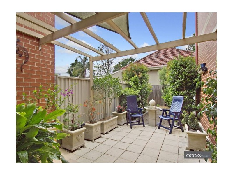 2/14 Kings Road, Five Dock NSW 2046