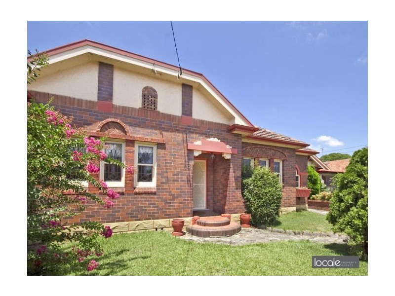13 Knocklayde Street, Ashfield NSW 2131
