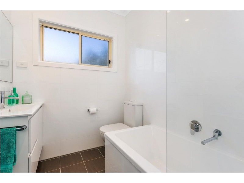 18 Gorada Avenue, Kirrawee NSW 2232