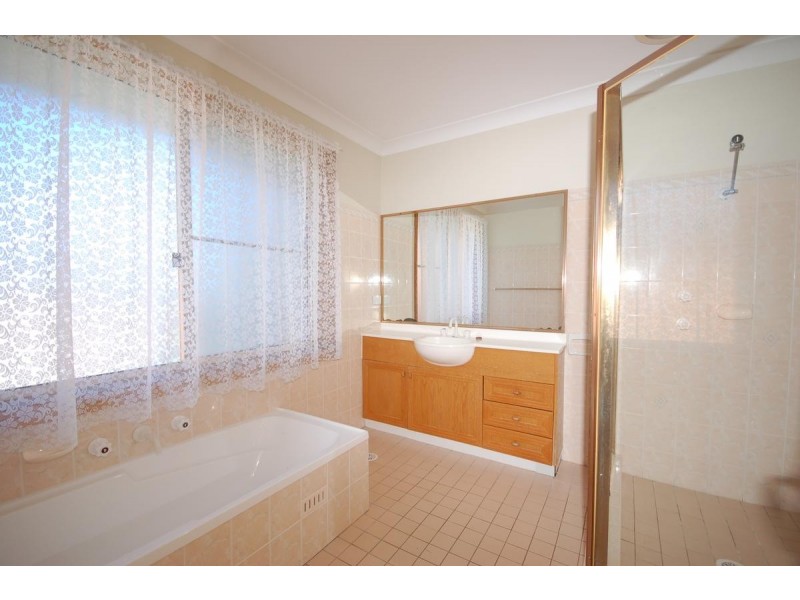 273 Gymea Bay Rd, Gymea Bay NSW 2227