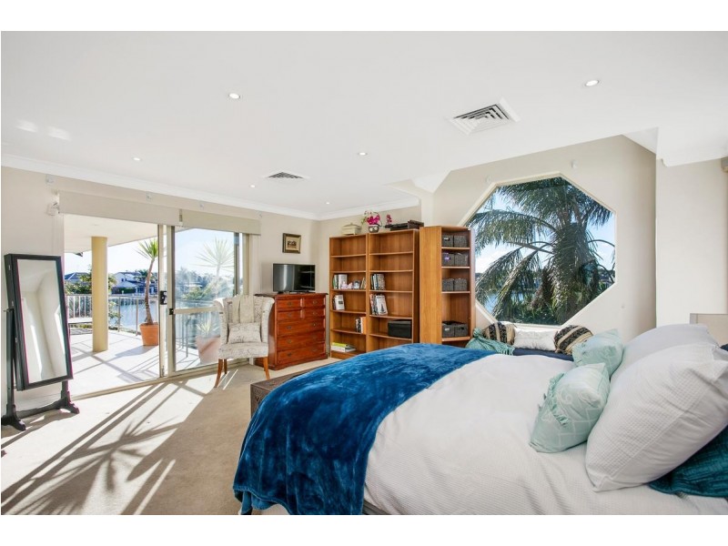 24 MacIntyre Crescent, Sylvania Waters NSW 2224