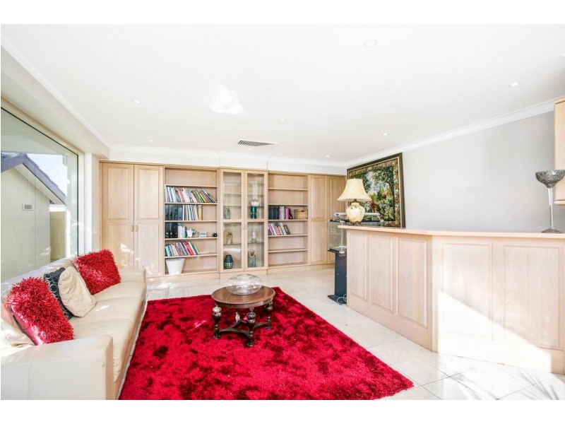 24 MacIntyre Crescent, Sylvania Waters NSW 2224